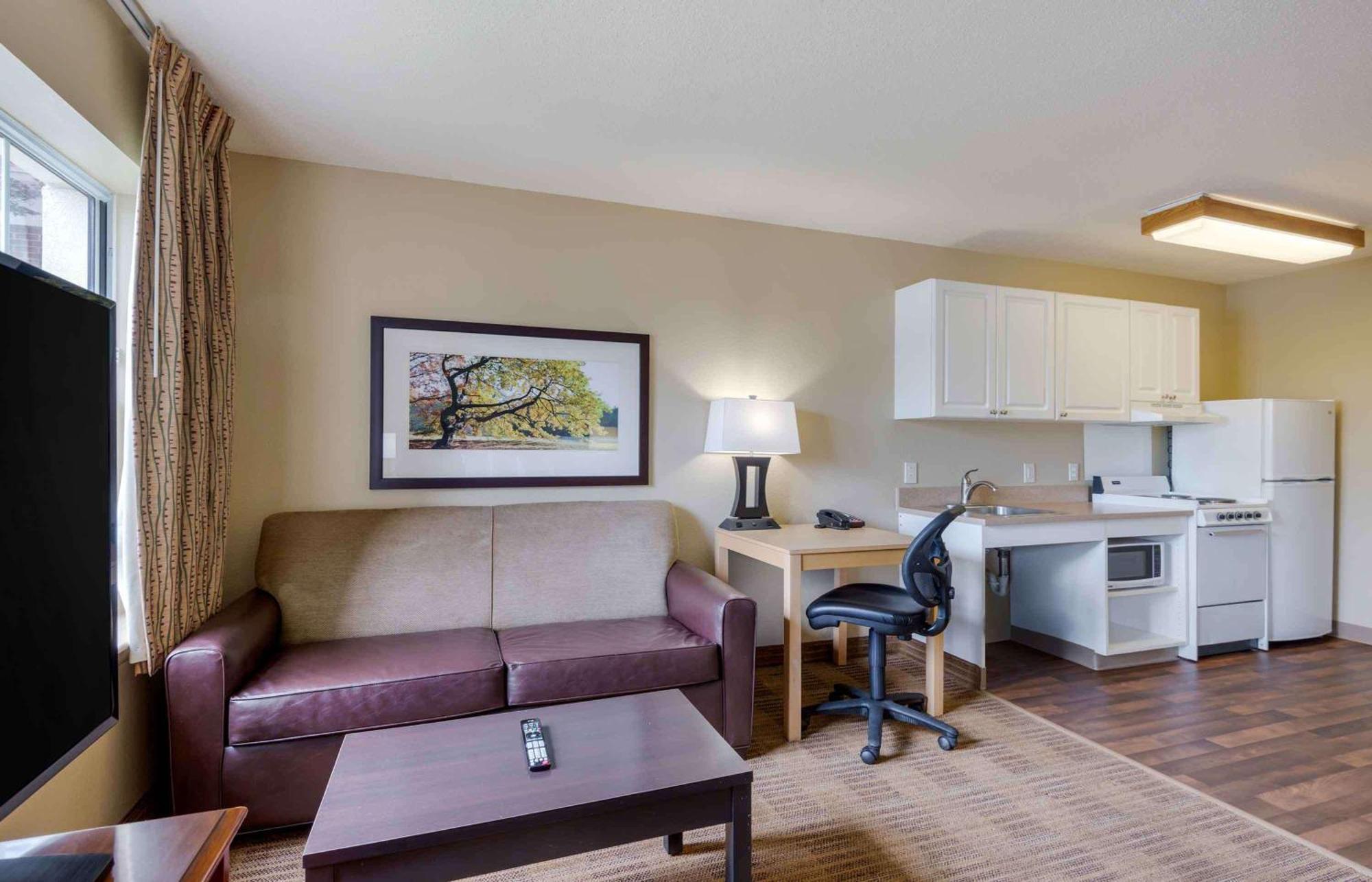 Extended Stay America Suites - Greensboro - Airport Extérieur photo